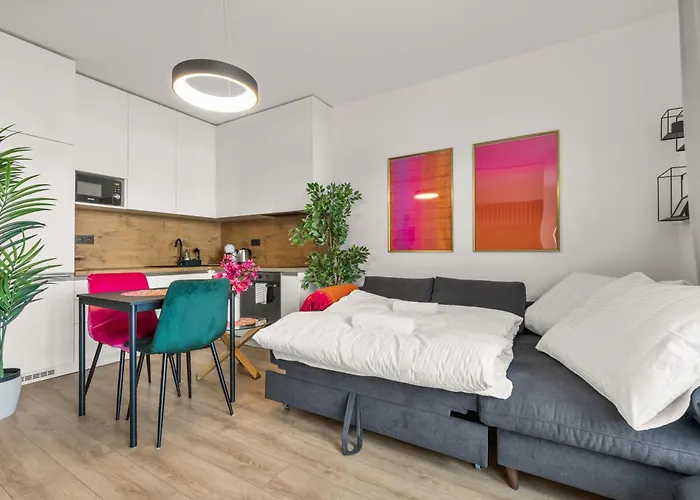 Lam Fuchsia Ac-balcony Lejlighed