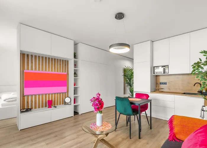 아파트 Lam Fuchsia Ac-balcony 브라티슬라바